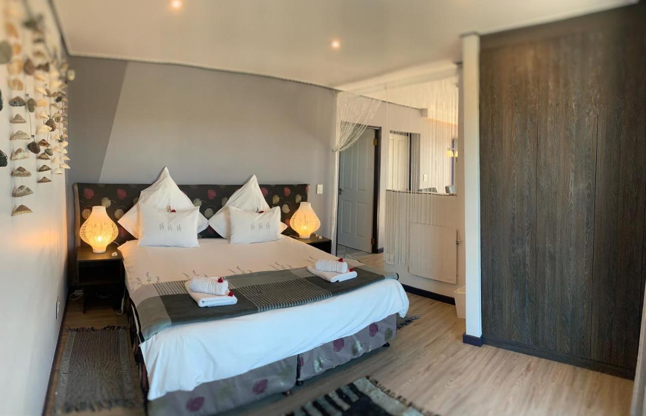 Farr Out Guest House Paternoster Exteriör bild